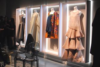 Design for Care: Parsons & Tide teamed up to create these surprisingly washable garments, featured during @NYFW at #SkylightClarksonSq! π #thelookyoulove