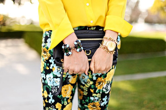 Blogger Love: Bright Finds!
